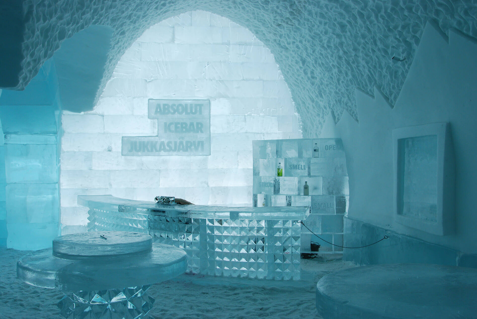 icehotel day trip