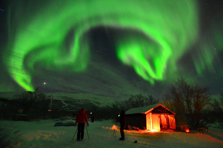 What Does An Aurora Look Like To The Naked Eye Lights Over Lapland Ab